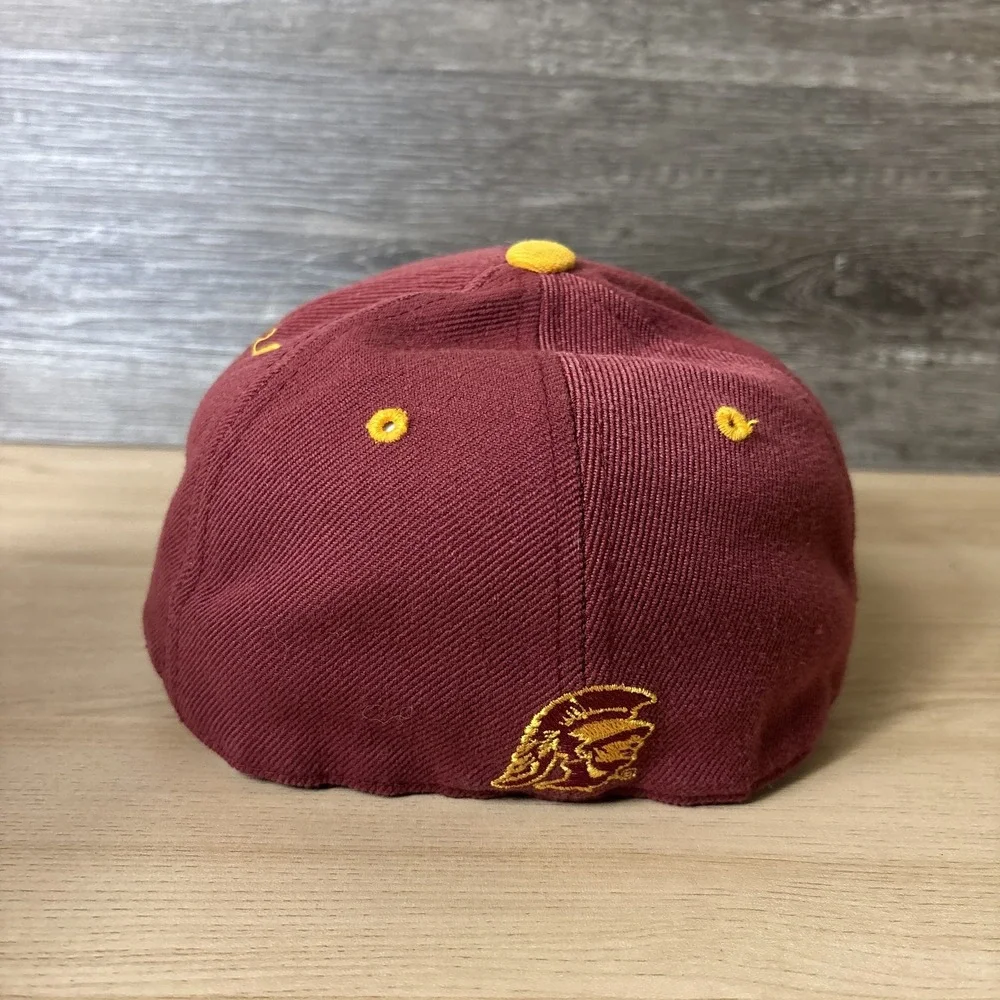 USC Trojans Hat Cap‎ Fitted Mens 7 1/8 Maroon Yellow NCAA College Football